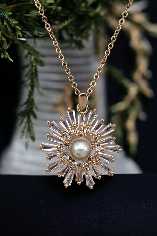Floral Pearl Pendant Necklace