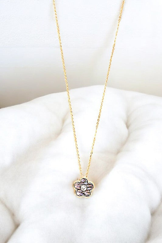 FLORAL PENDANT NECKLACE