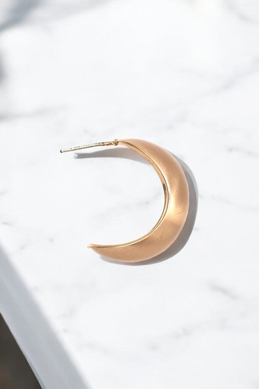 SEMI DOME SEMI HOOP EARRING