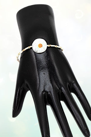 FLOWER IMPRINTED BUTTON ACCENT CUBIC BEAD STRETCH BRACELET