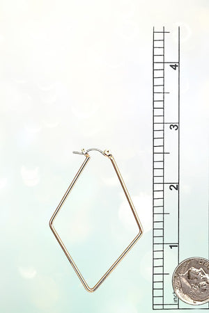DIAMOND SHAPE WIRE HOOP EARRING
