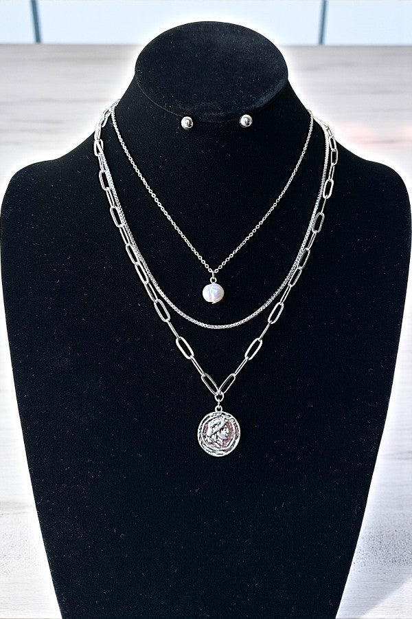 LAYERED FRESHWATER PEARL PENDANT NECKLACE SET
