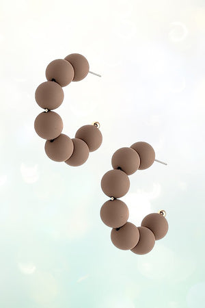 CLAY BALL BEAD C HOOP EARRING
