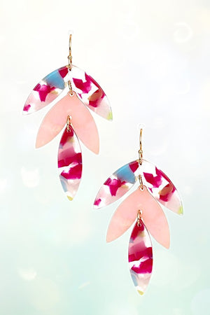 TORTOISE DETAIL TRIPLE LINK FASHION DANGLE EARRING