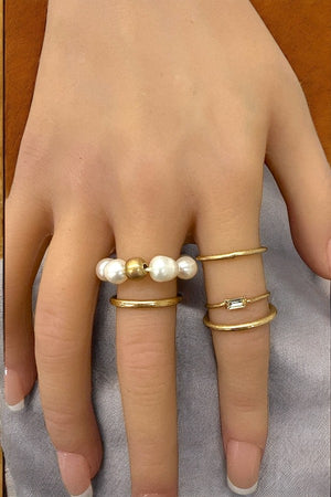 GEM ACCENT FRESHWATER PEARL RING SET