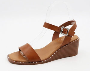 Metal Accent on Wedge Silhouette Sandal 12A