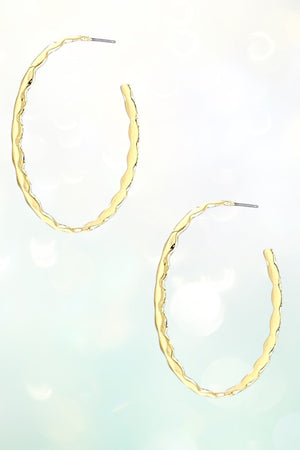 WAVY CUT SEMI HOOP EARRING