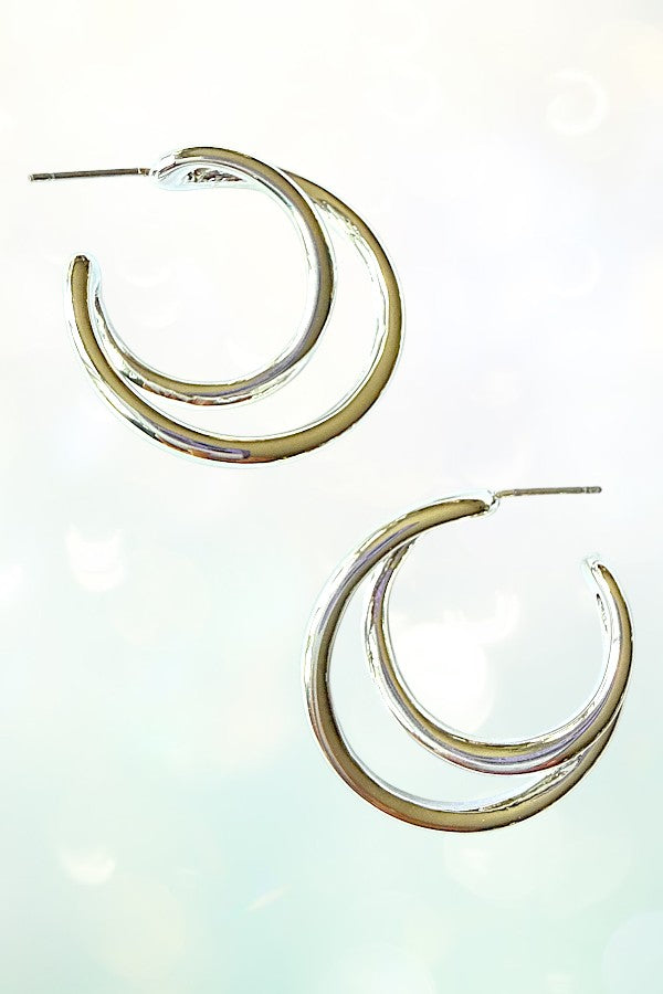 DOUBLE RING POST SEMI HOOP EARRING