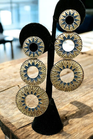 MULTI ETCHED DISK LINK EARRING