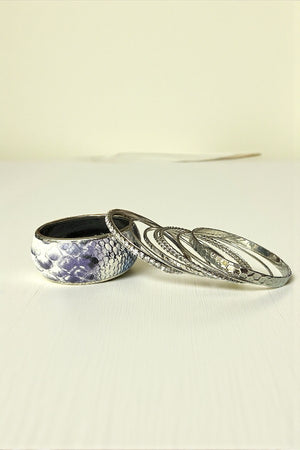 SNAKE PATTERN MULTI BANGLE BRACELET