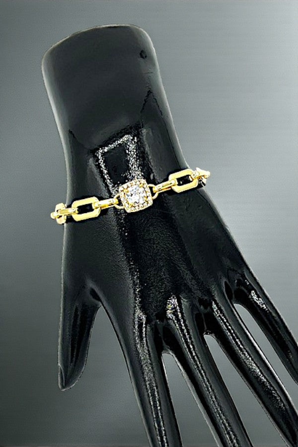 SQUARE CRYSTAL GEM ACCENT CHAIN BRACELET