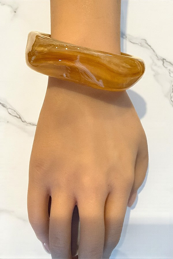 ACRYLIC CHUNKY BANGLE BRACELET