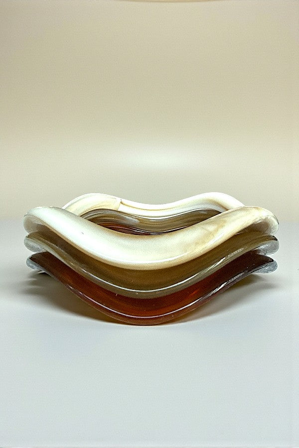 ACRYLIC WAVY 3 PIECE BANGLE BRACELET SET