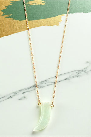 HORN GEM PENDANT NECKLACE