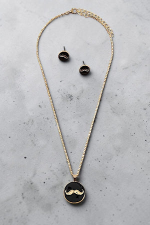 MUSTACHE ETCHED DISK PENDANT NECKLACE