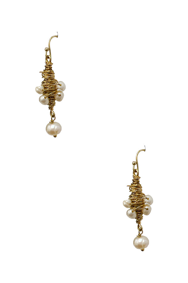 Wired Cluster Pearl Dangle Earring