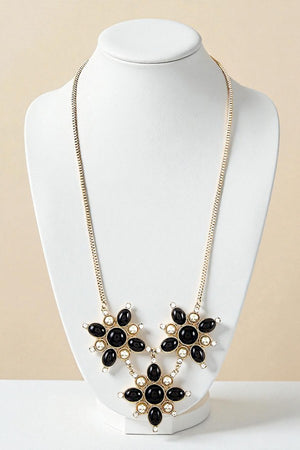 ELONGATED BOX CHAIN FLORAL PENDANT NECKLACE