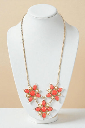 ELONGATED BOX CHAIN FLORAL PENDANT NECKLACE