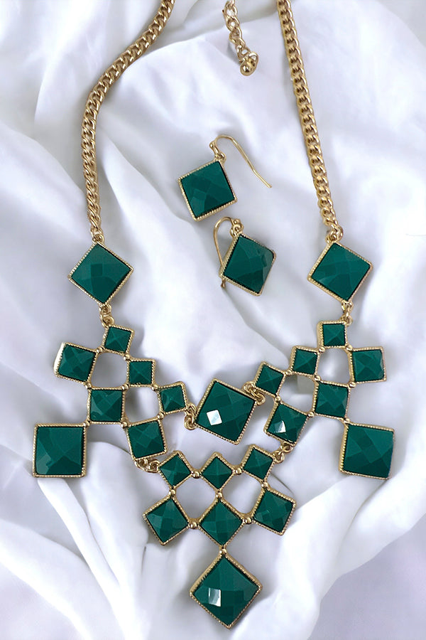 Faceted Diamong Link Bib Necklace Set