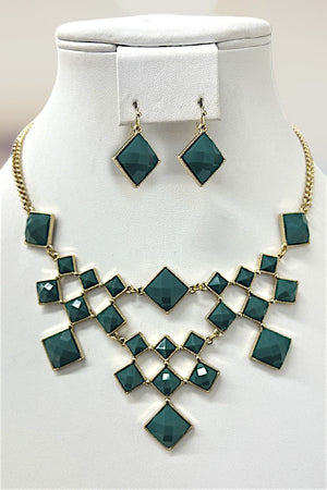FACETED DIAMOND SHAPE GEM LINK NECKLACE AND EARRING SET