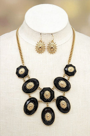 METAL ORNATE FACETED OVAL LINK BIB NECKLACE SET