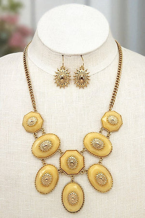 METAL ORNATE FACETED OVAL LINK BIB NECKLACE SET