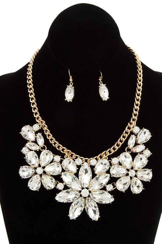 CRYSTAL FLORAL BIBNECKLACE SET