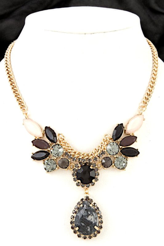 MIX JEWEL FRAMED BIB STATEMENT NECKLACE