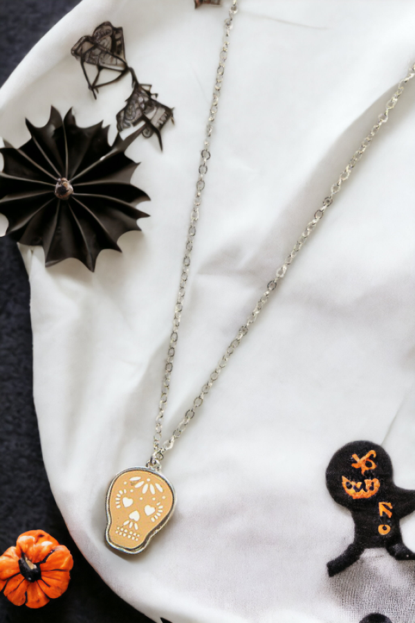 Skull Cut Out Pendant Necklace Set