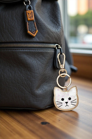 MINI HEARTS FILLED CAT KEYCHAIN