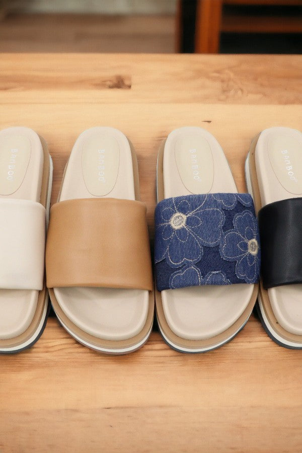 Comfy, Soft and Casual Design Slip On