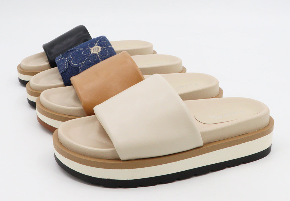 Comfy, Soft and Casual Design Slip On