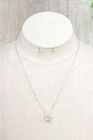 FLOWER PENDANT MATTE NECKLACE AND BALL POST EARRING SET