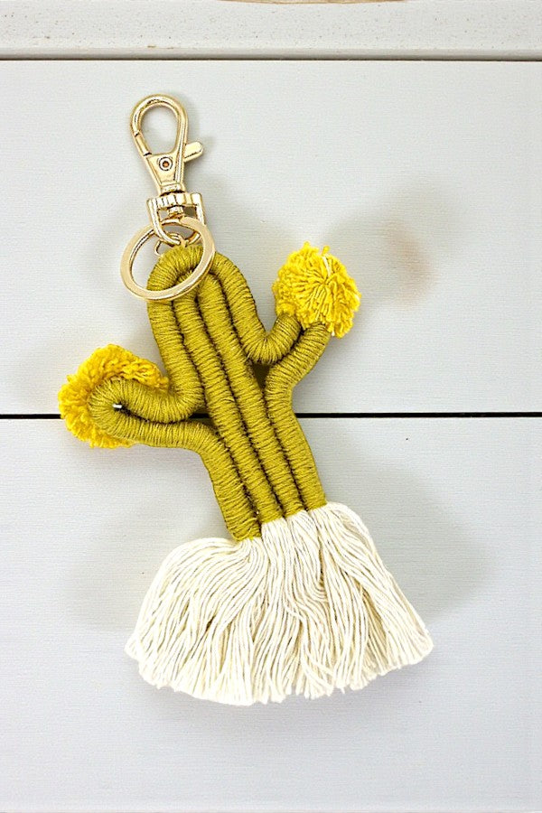 WOVEN TASSEL ACENT CACTUS KEYCHAIN