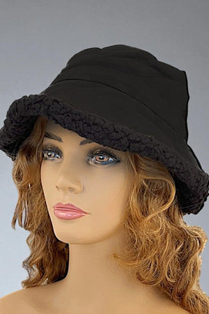 REVERSIBLE FAUX FUR BUCKET HAT