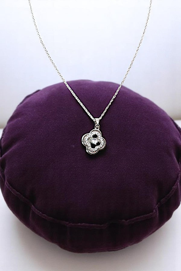 RHINESTONE ACCENT CLOVER PENDANT NECKLACE