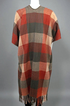 CHECKERED PATTERN RUANA