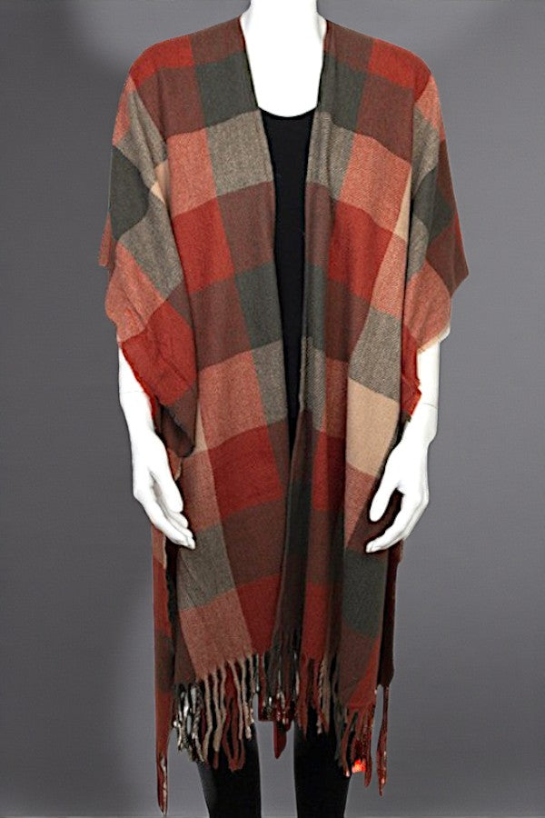 CHECKERED PATTERN RUANA