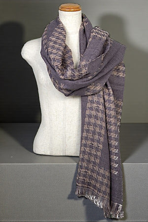 TWO TONE KNIT FRINGE END OBLONG SCARF