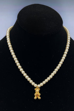 Pearl Teddy Pendant Necklace