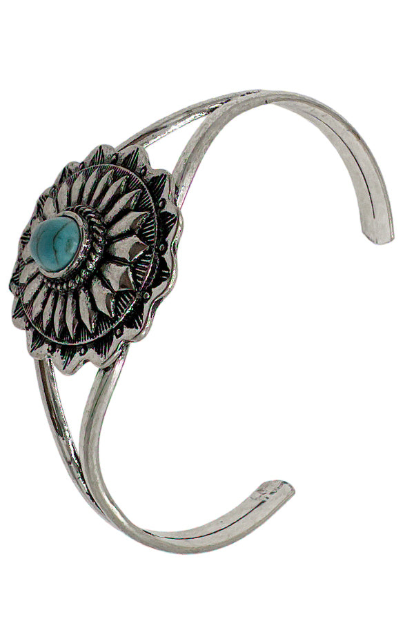 Oval Concho Detail Cuff Bracelet