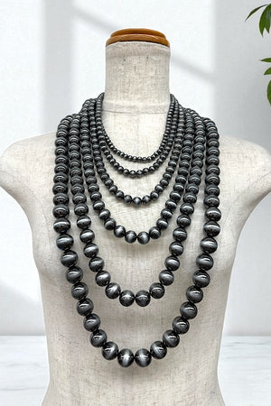 WESTERN LAYERED NAVAJO PEARL NECKLACE