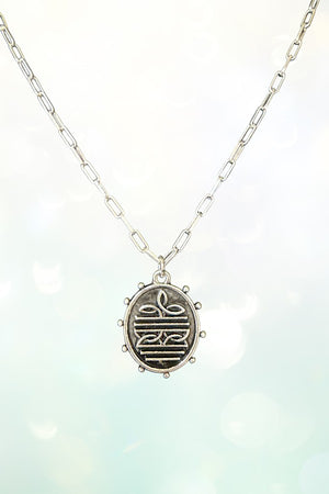 WESTERN OVAL BOOT STITCH PENDANT NECKLACE