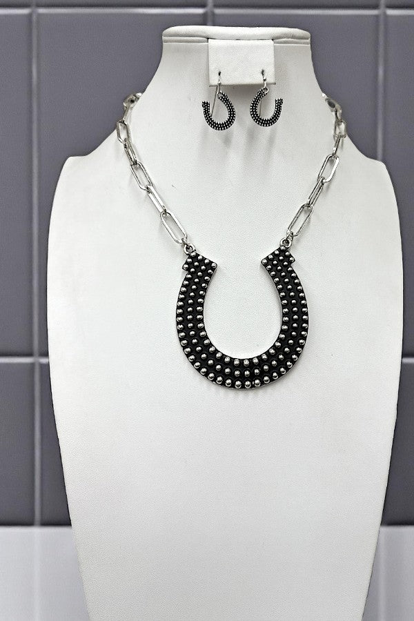 LARGE DOT BUBBLE HORSESHOE PENDANT NECKLACE SET