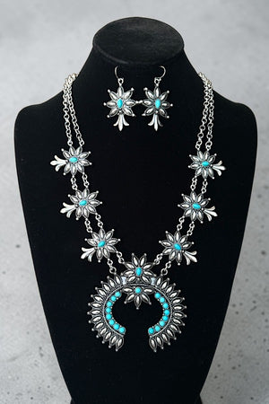 WESTERN TQ GEM ACCENT SQUASH BLOSSOM NECKLACE AND EARRING SET
