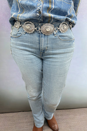 Oval Concho Gem Accent Metal Belt