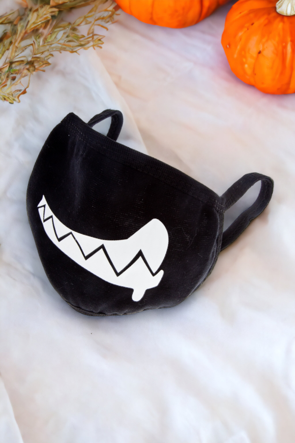 Grin Print Fashion Mask