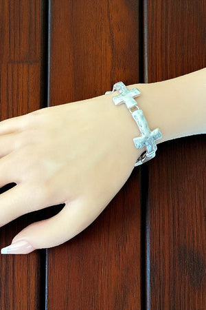 HAMMERED CROSS LINK BRACELET