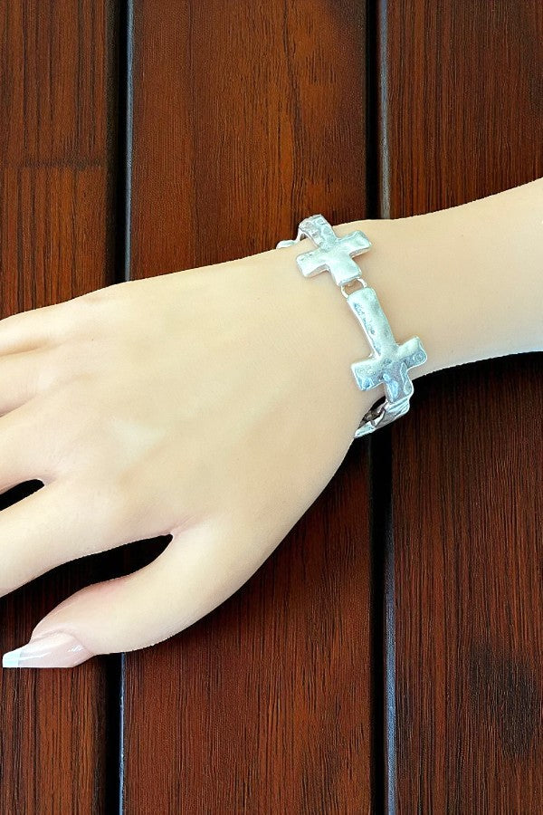 HAMMERED CROSS LINK BRACELET