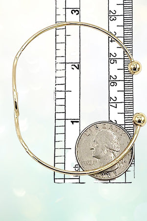 WAVE ACCENT WIRE CUFF BRACELET